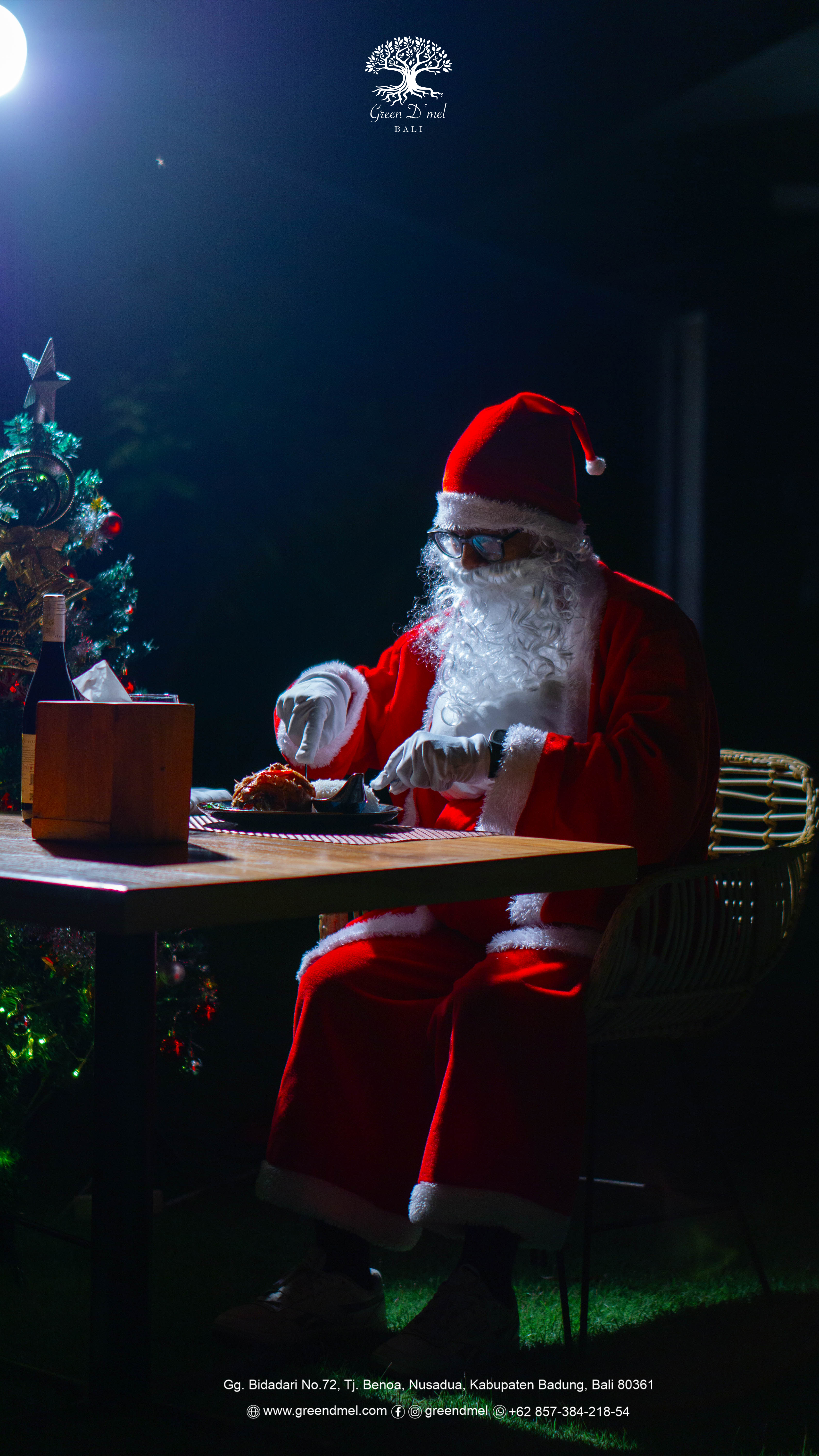 Green D'mel Bali Santa Event